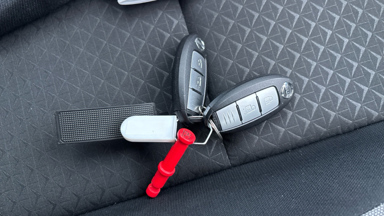 Nissan Juke 1.0 DiG-T 114 N-Connecta 5dr Petrol Hatchback